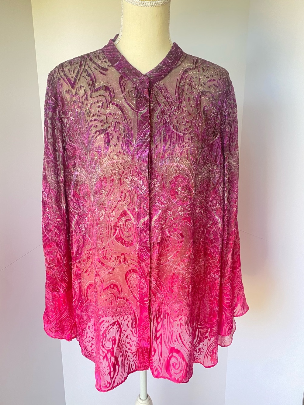 Y2K bohemian paisley silk blouse Elie Tahari XL bell sleeves boho top